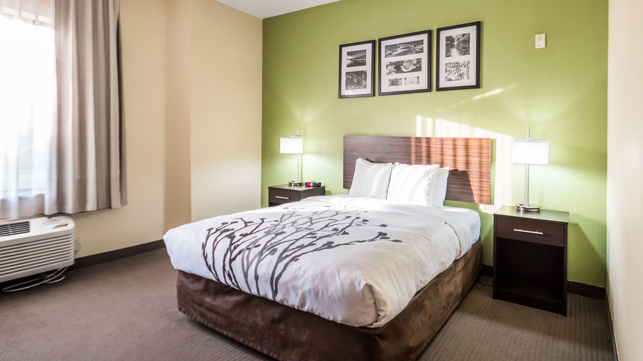 Photo of Bedroom in Oildale