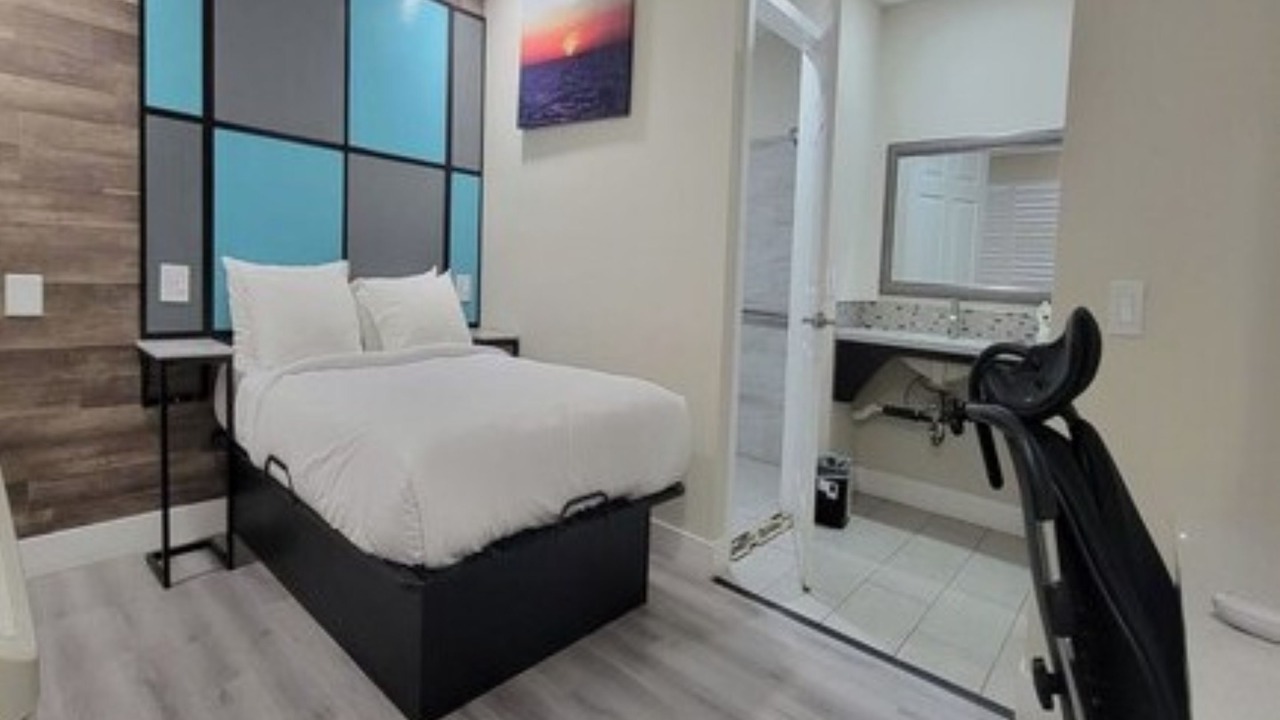 Photo of Bedroom in Victorville