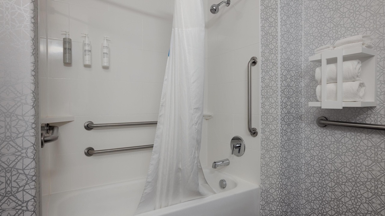 Photo of Bathroom in Palmdale