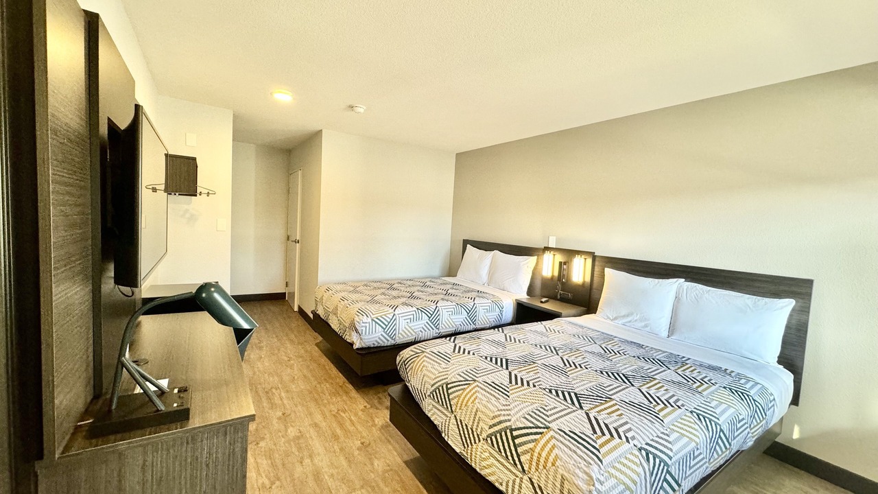Photo of Bedroom in North Long Beach