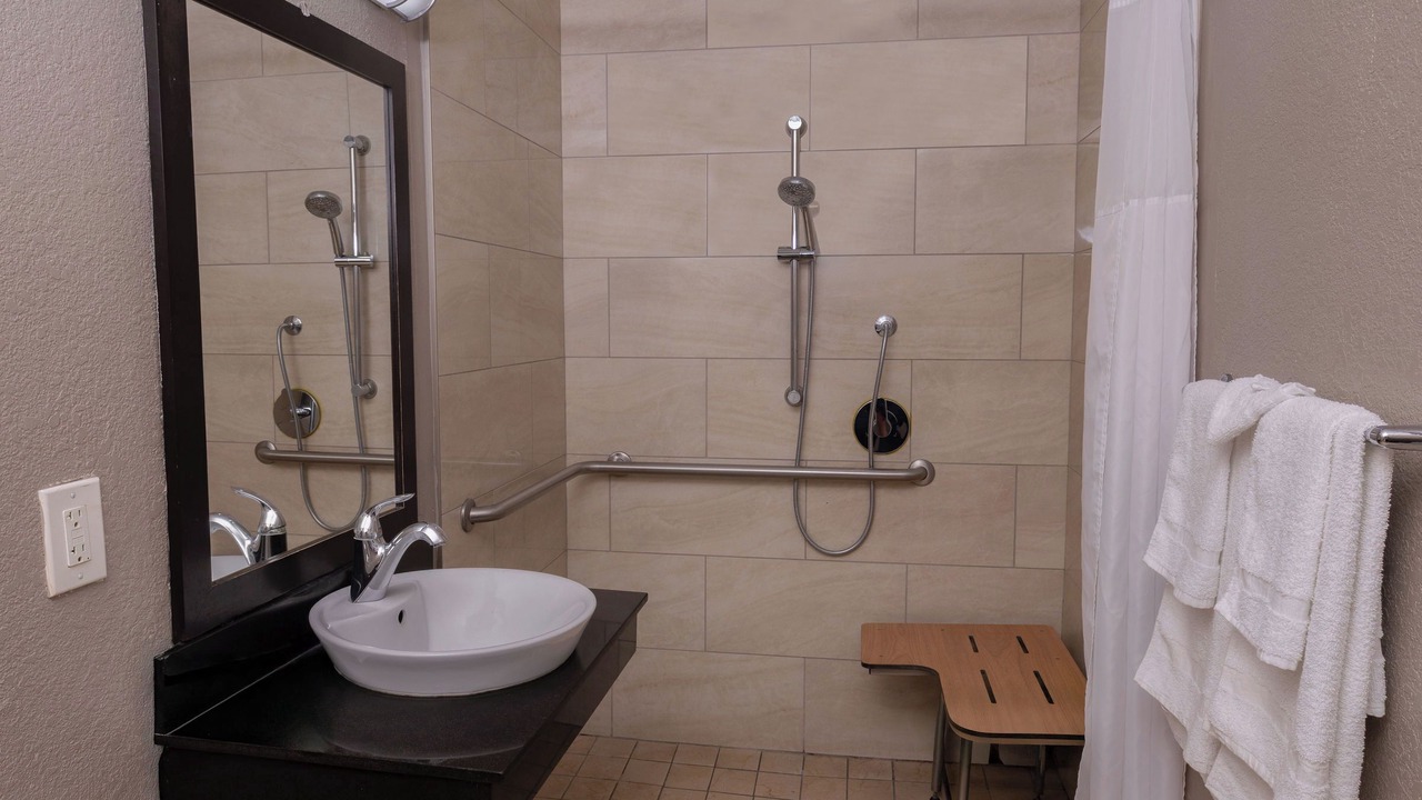 Photo of Bathroom in Ontario