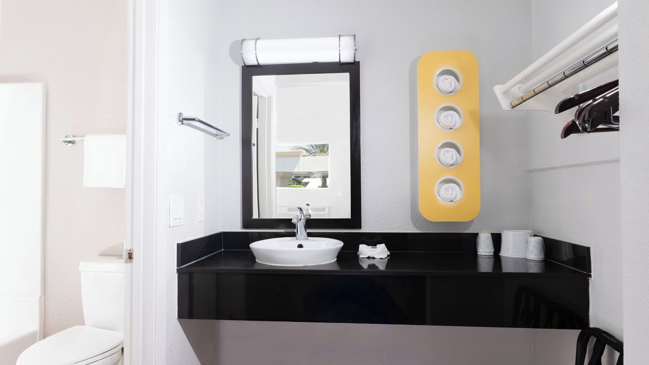 Photo of Bathroom in Ontario
