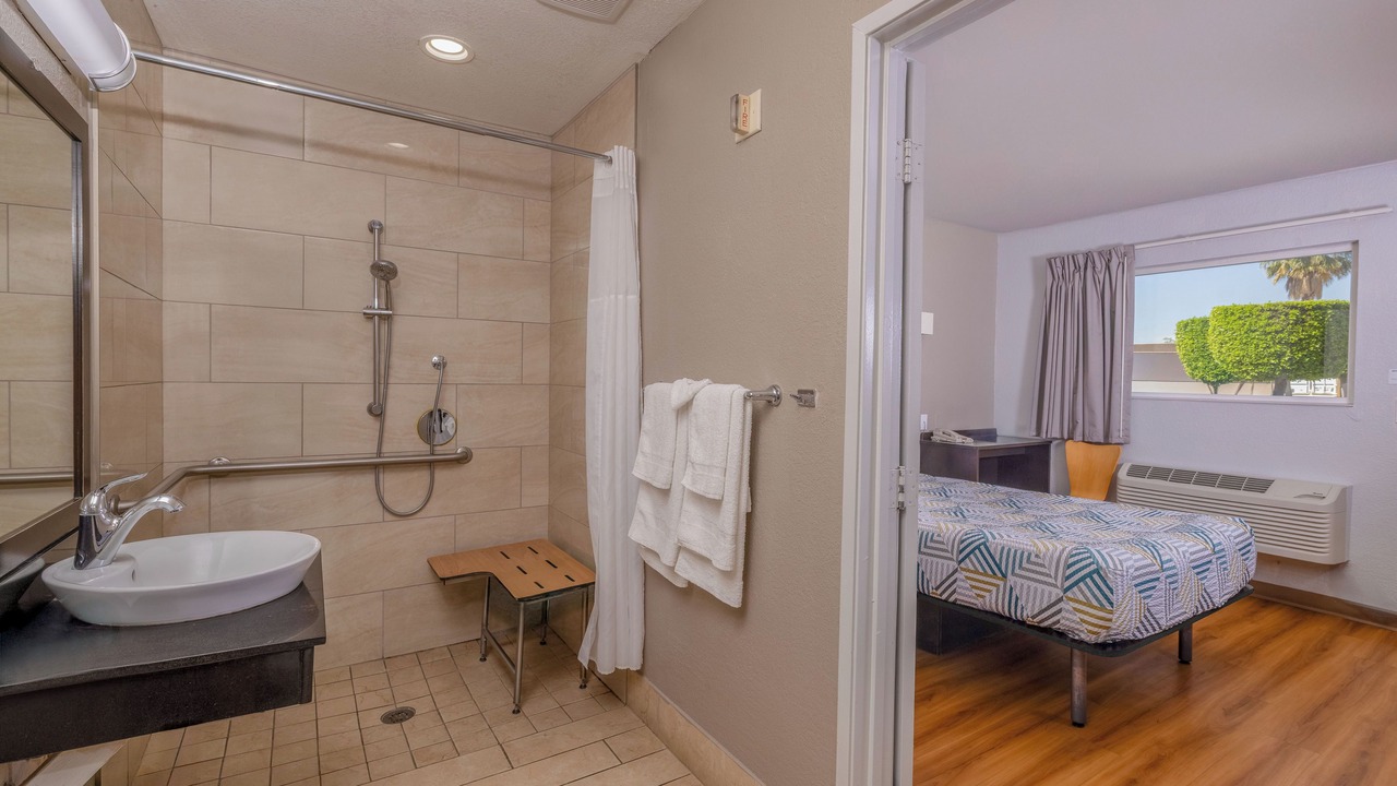 Photo of Bathroom in Ontario