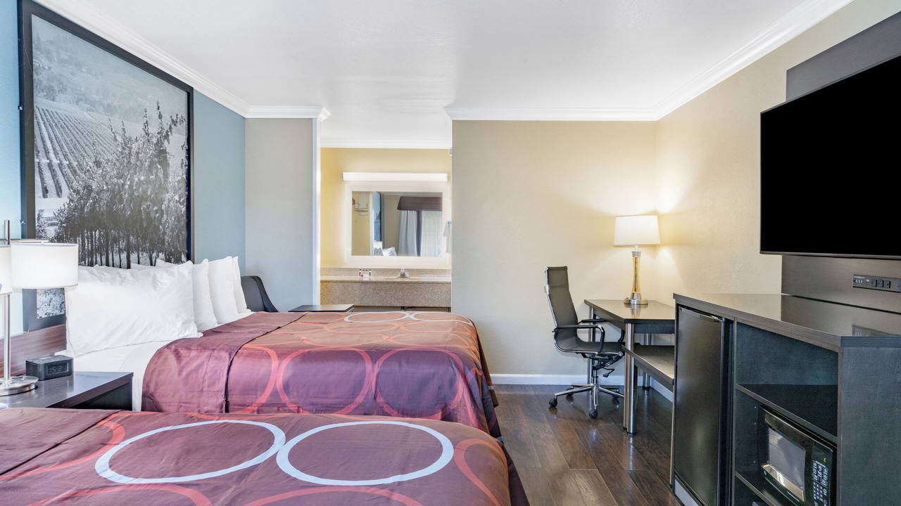 Photo of Bedroom in Ukiah