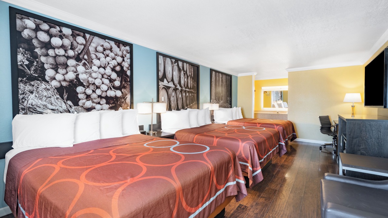 Photo of Bedroom in Ukiah