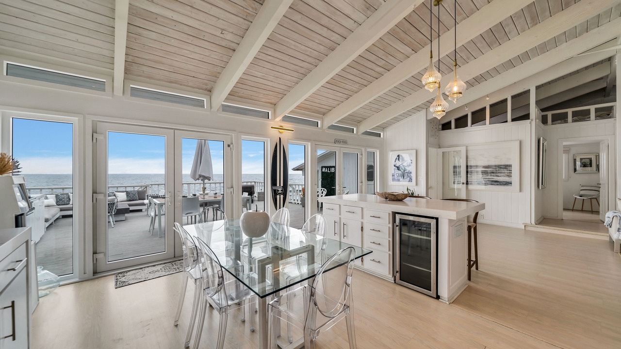Photo of Kitchen in Eastern Malibu