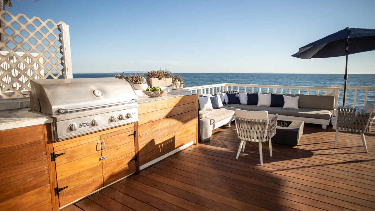 Photo of Patio Balcony in Eastern Malibu