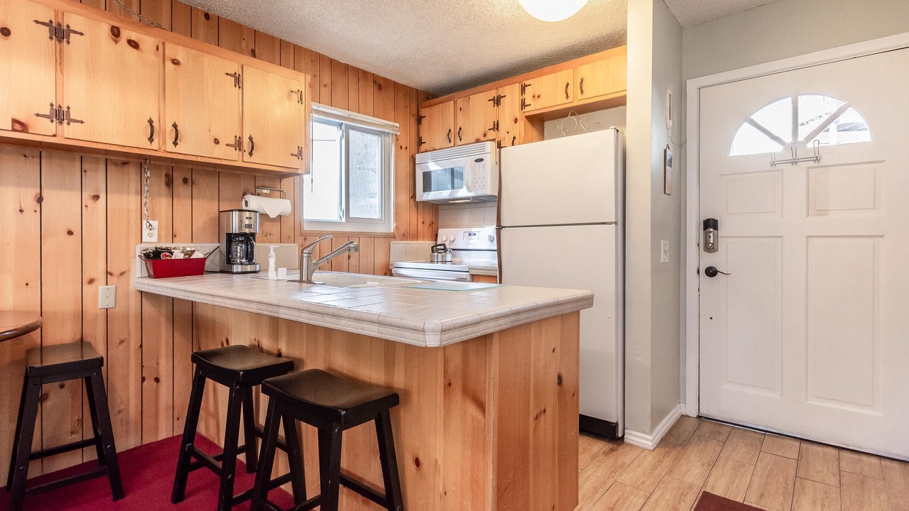 Photo of Kitchen in Mammoth Lakes