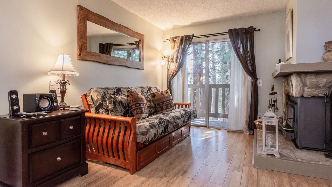 Photo of Livingroom in Mammoth Lakes