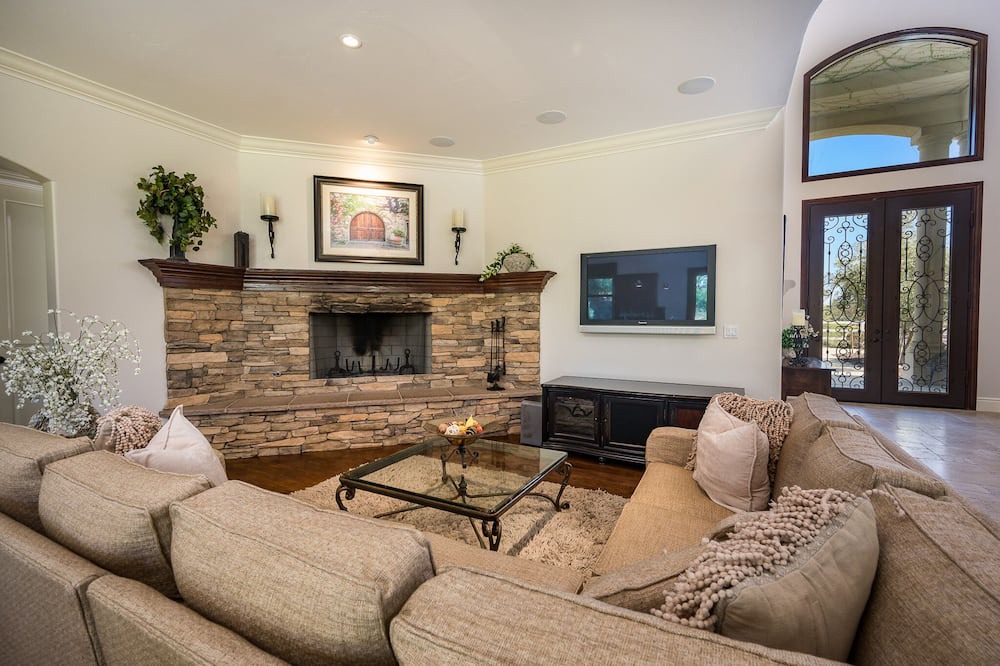Photo of Livingroom in Murrieta