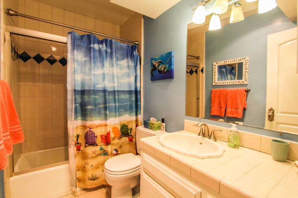 Photo of Bathroom in Playa Del Rey