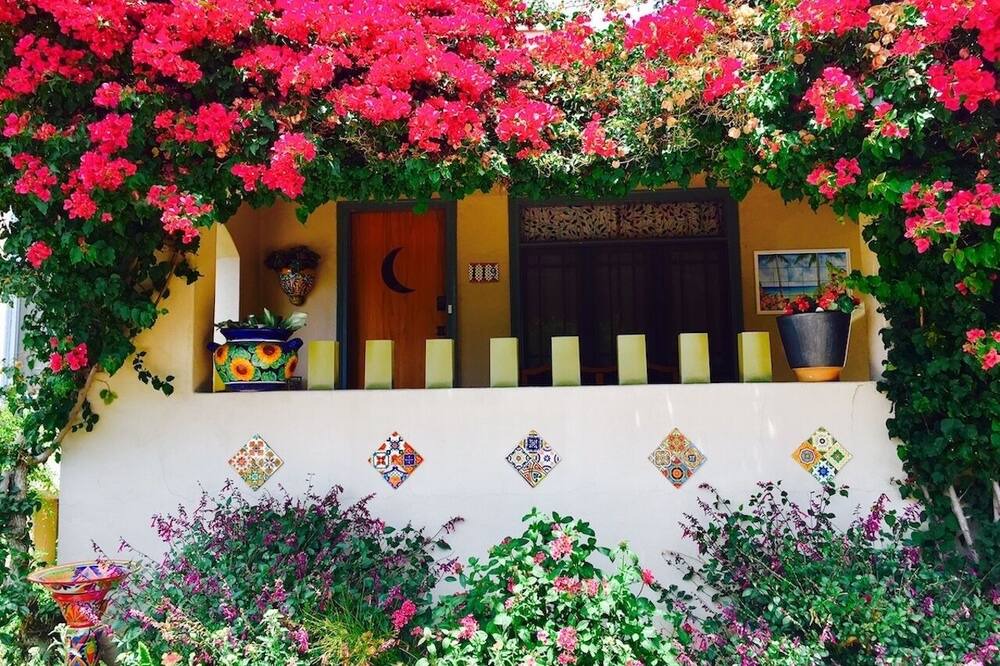 Photo of Outdoor in Altadena