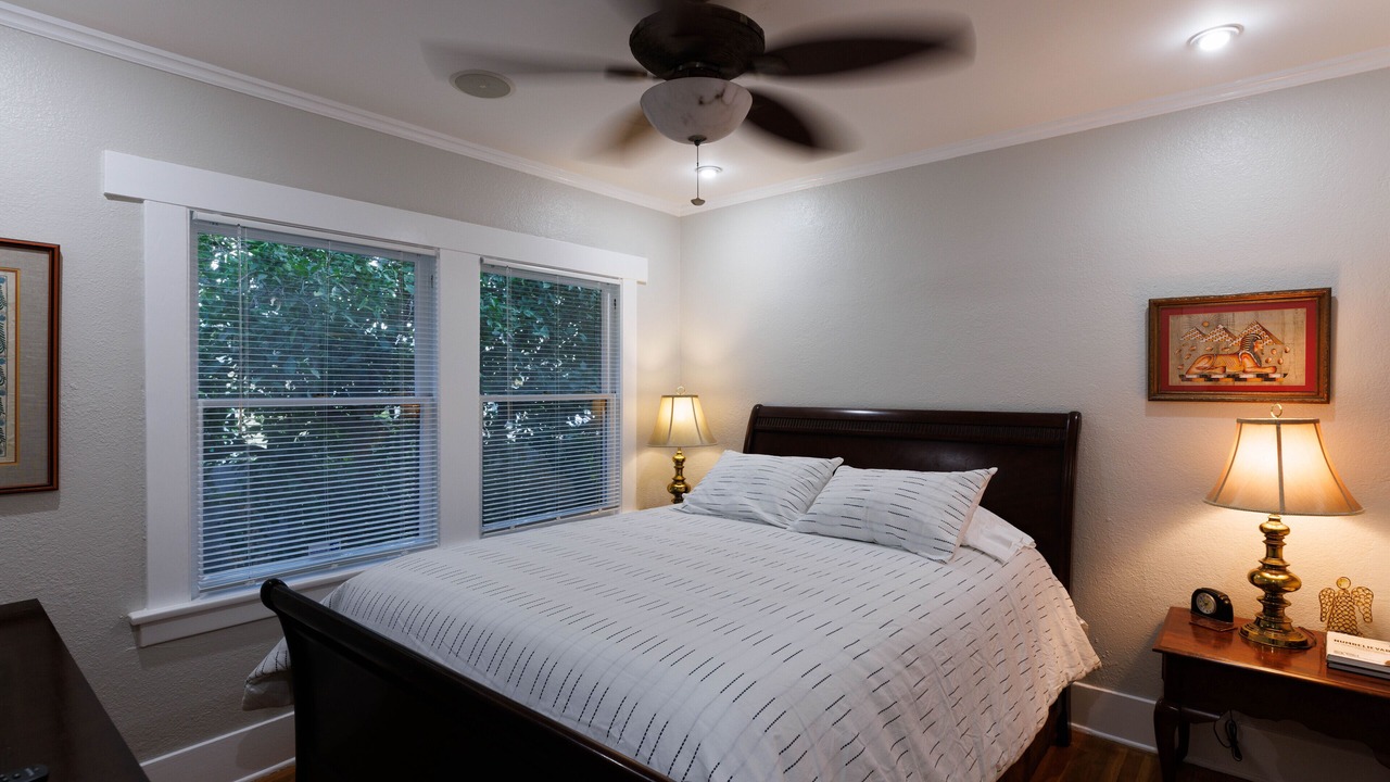 Photo of Bedroom in Altadena