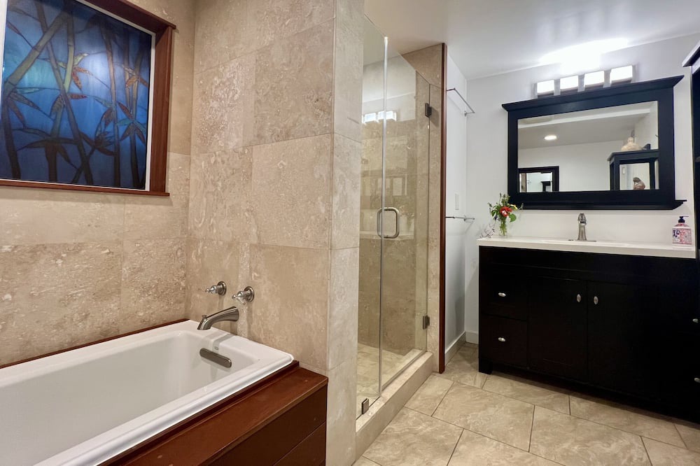 Photo of Bathroom in Fernwood