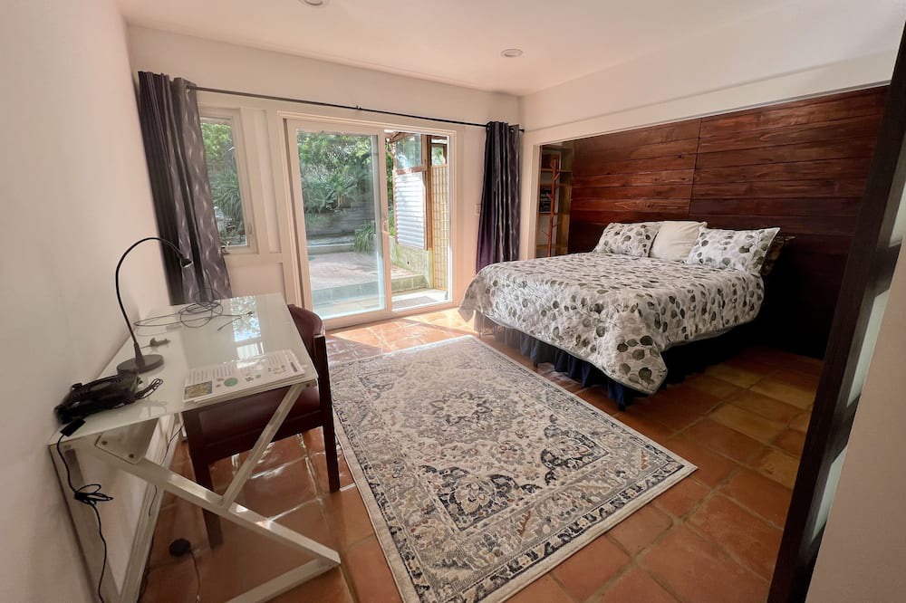 Photo of Bedroom in Fernwood