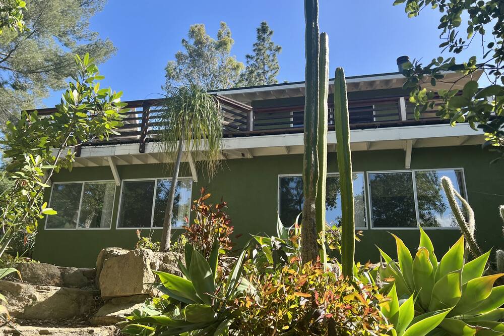 Photo of Outdoor in Fernwood