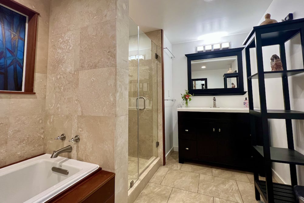 Photo of Bathroom in Fernwood