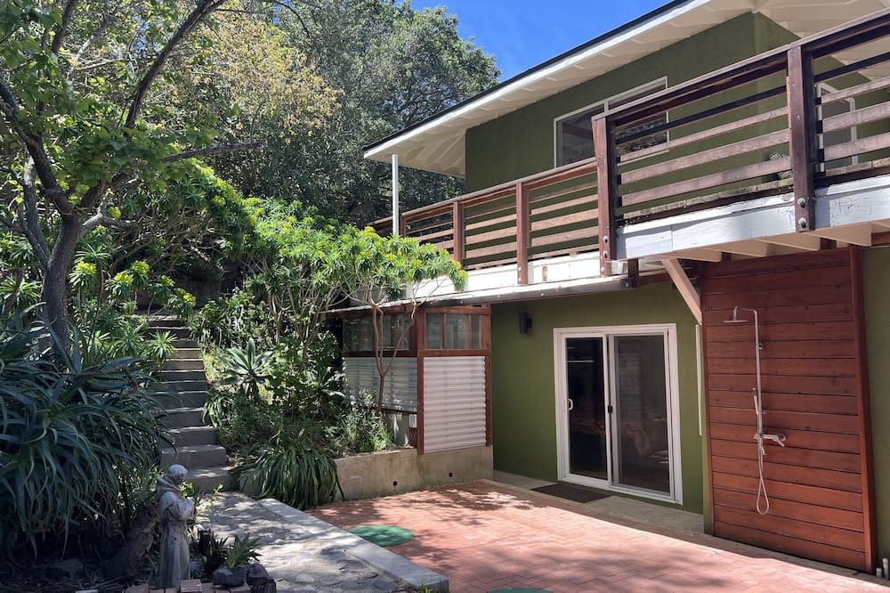 Photo of Outdoor in Fernwood