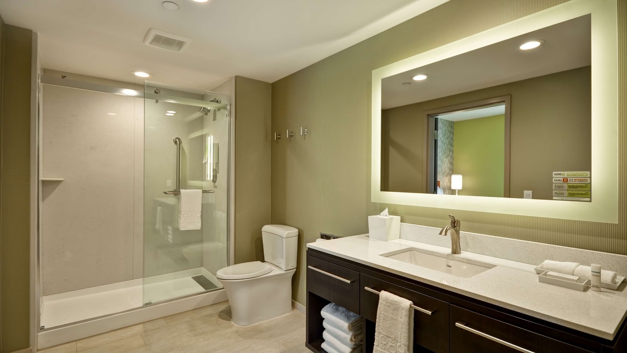 Photo of Bathroom in Hanford