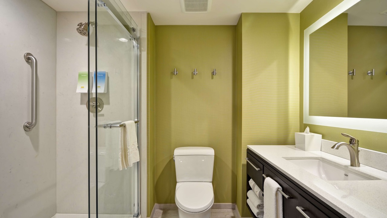 Photo of Bathroom in Hanford