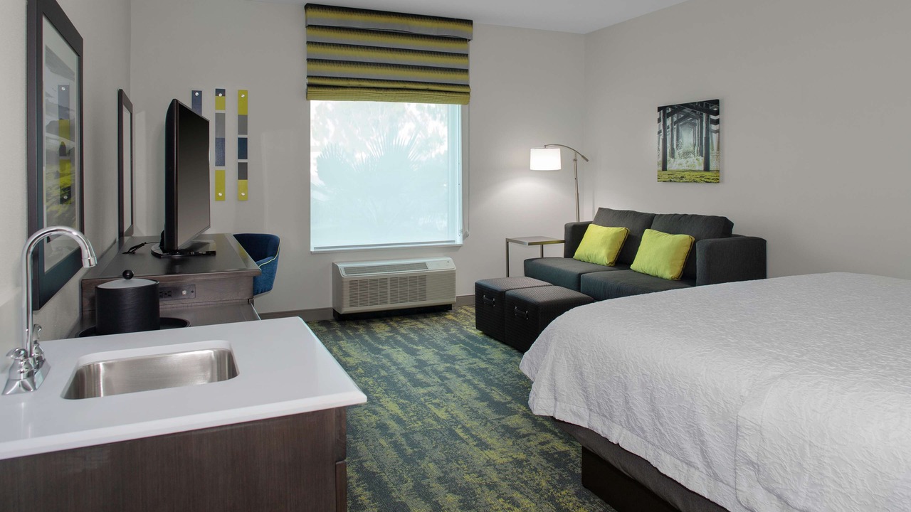 Photo of Bedroom in Airport Area