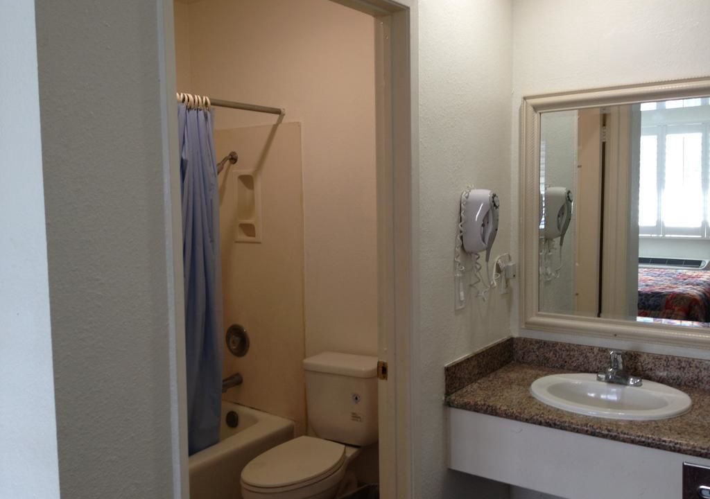 Photo of Bathroom in North Long Beach