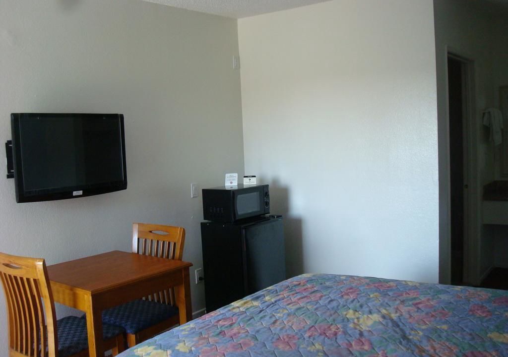 Photo of Bedroom in North Long Beach