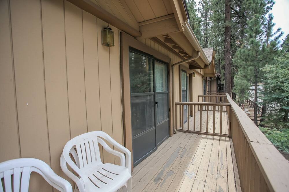Photo of Patio Balcony in Summit Estates