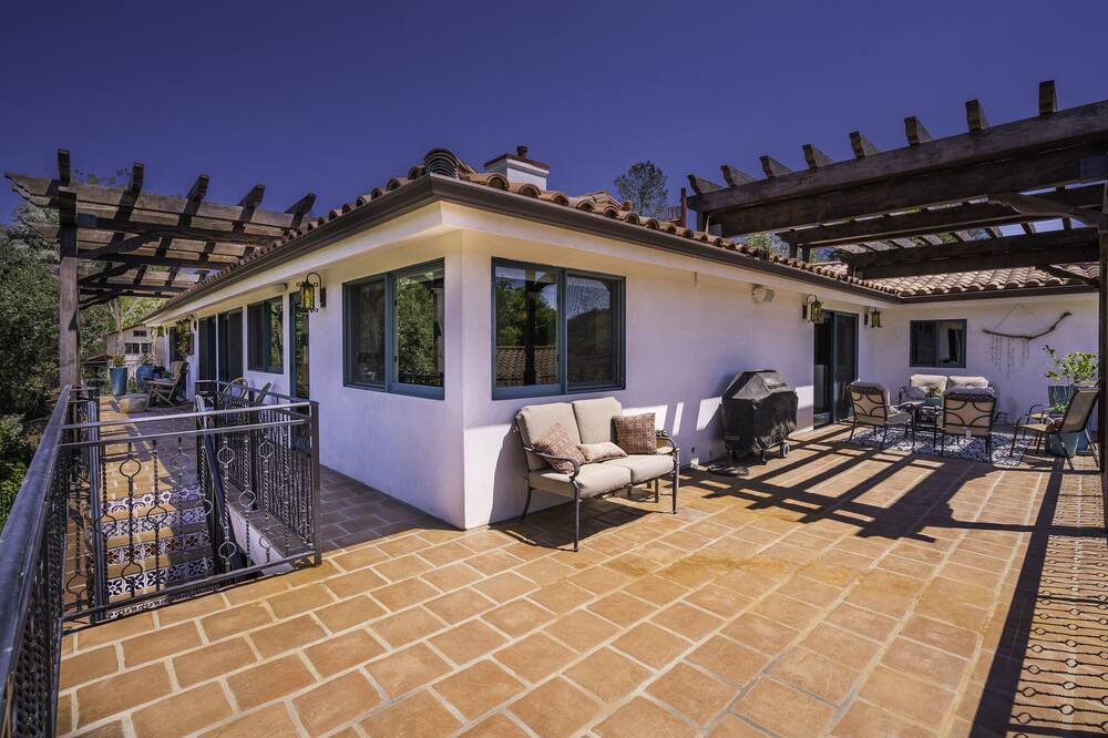 Photo of Patio Balcony in Agoura Hills