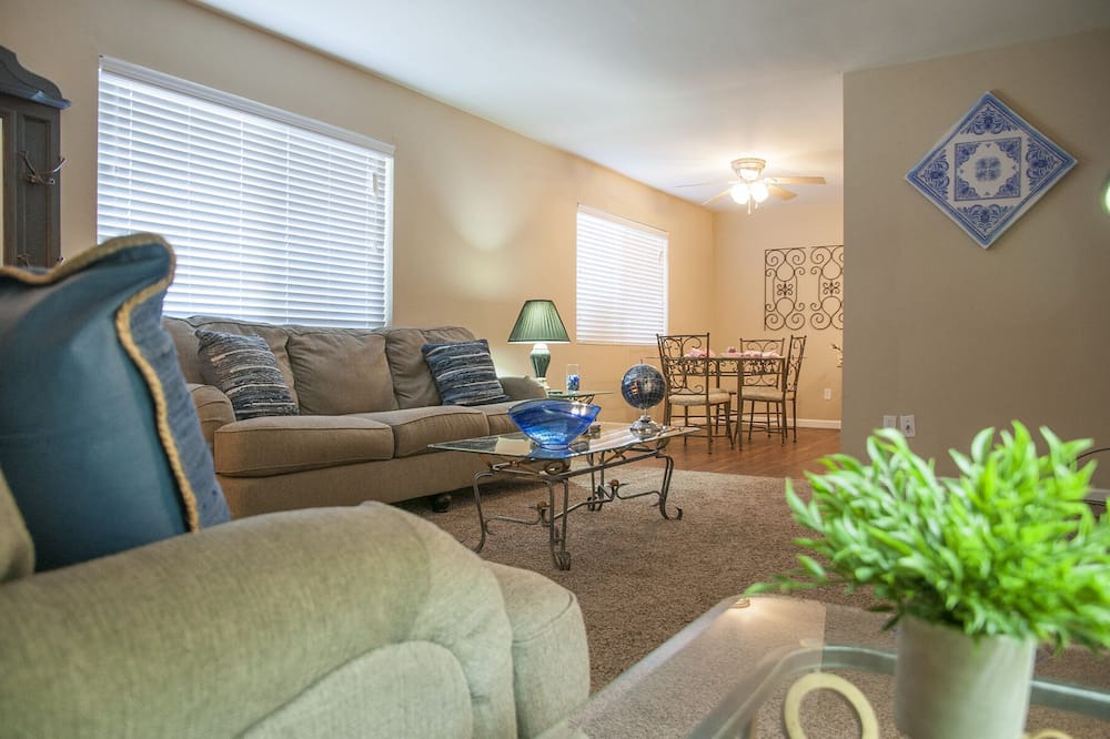 Photo of Livingroom in Visalia