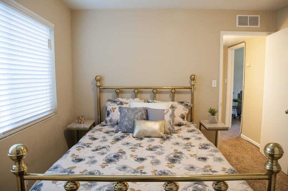 Photo of Bedroom in Visalia