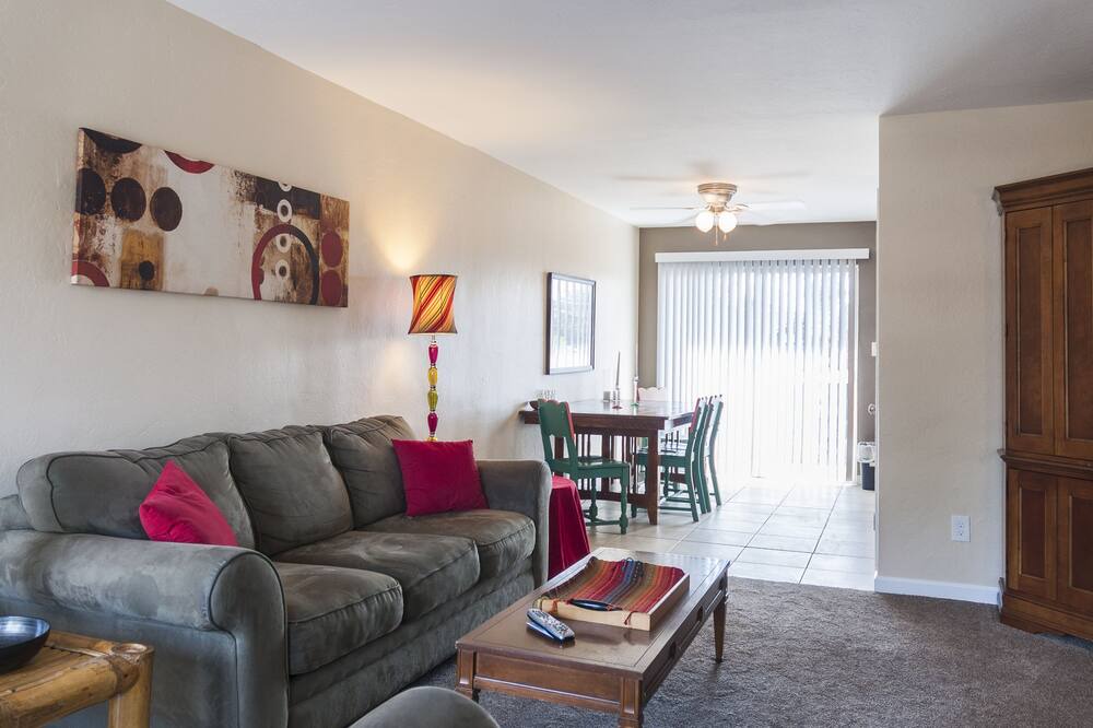 Photo of Livingroom in Visalia