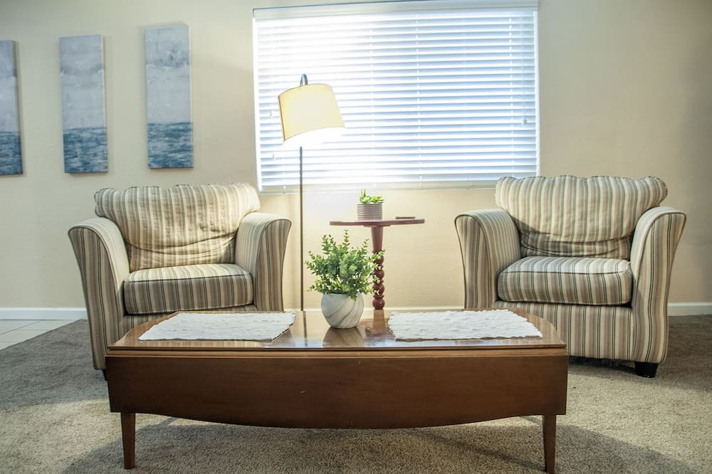 Photo of Livingroom in Visalia
