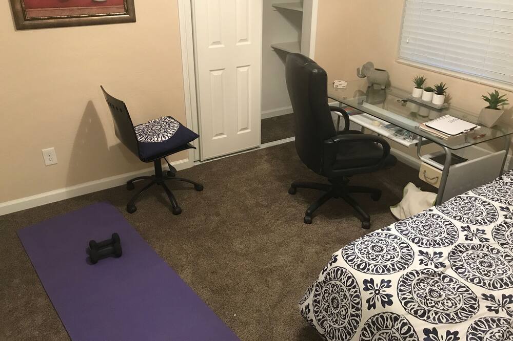 Photo of Bedroom in Visalia