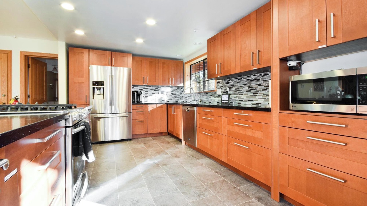 Photo of Kitchen in Big Bear