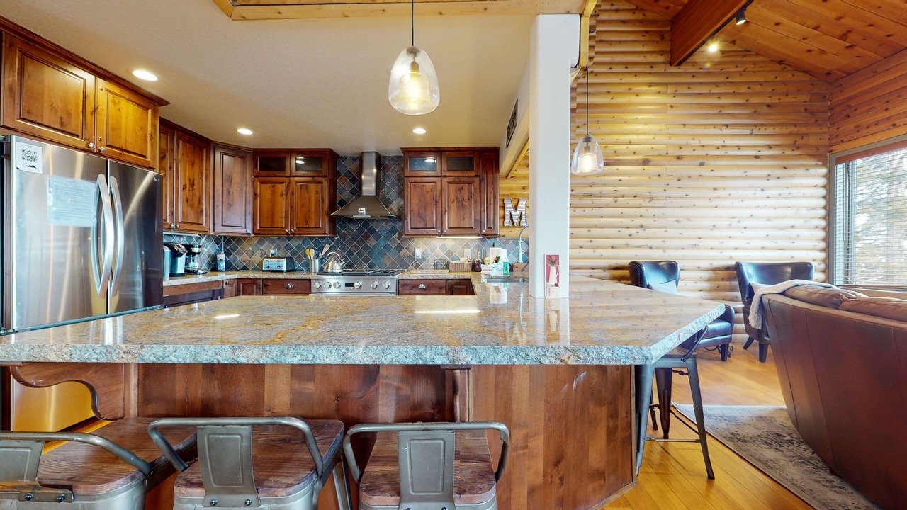 Photo of Kitchen in Mammoth Lakes