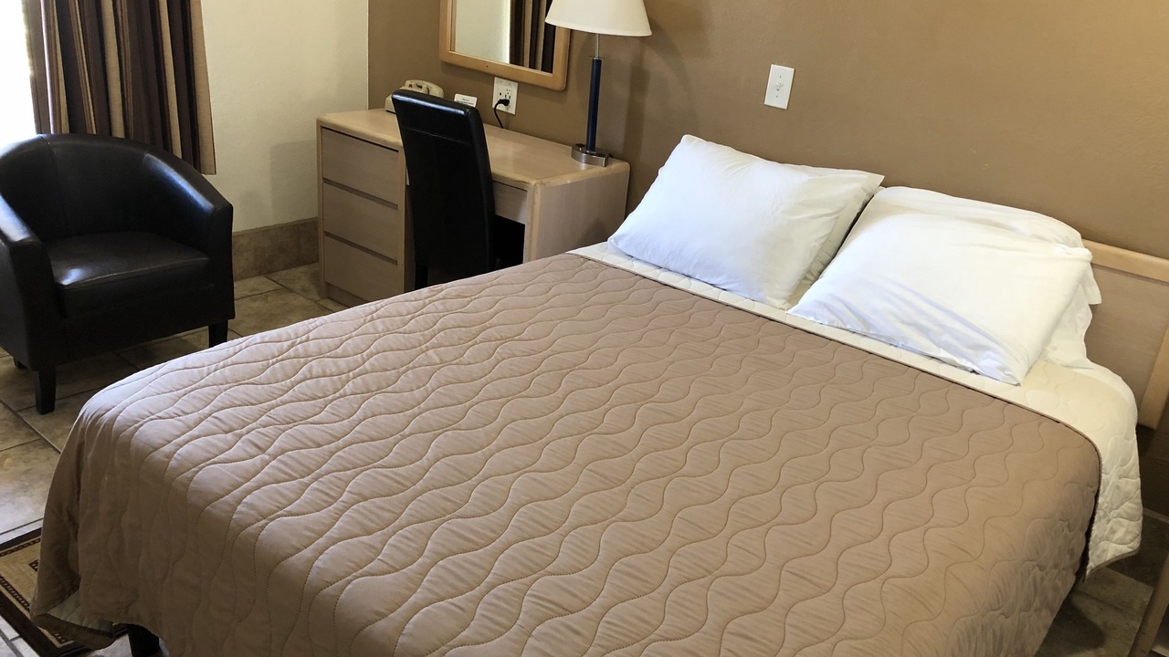 Photo of Bedroom in Taft