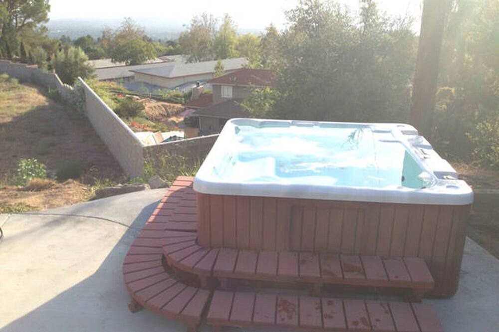 Photo of Others in Altadena