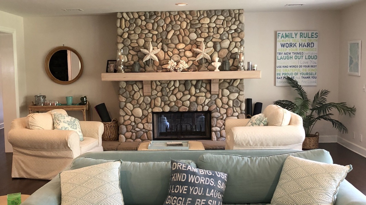 Photo of Livingroom in Pacific Palisades