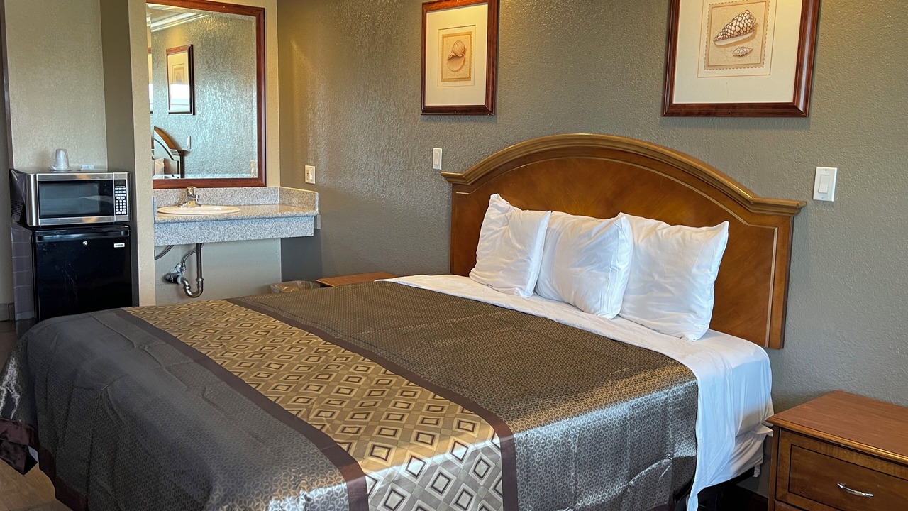 Photo of Bedroom in Riverside