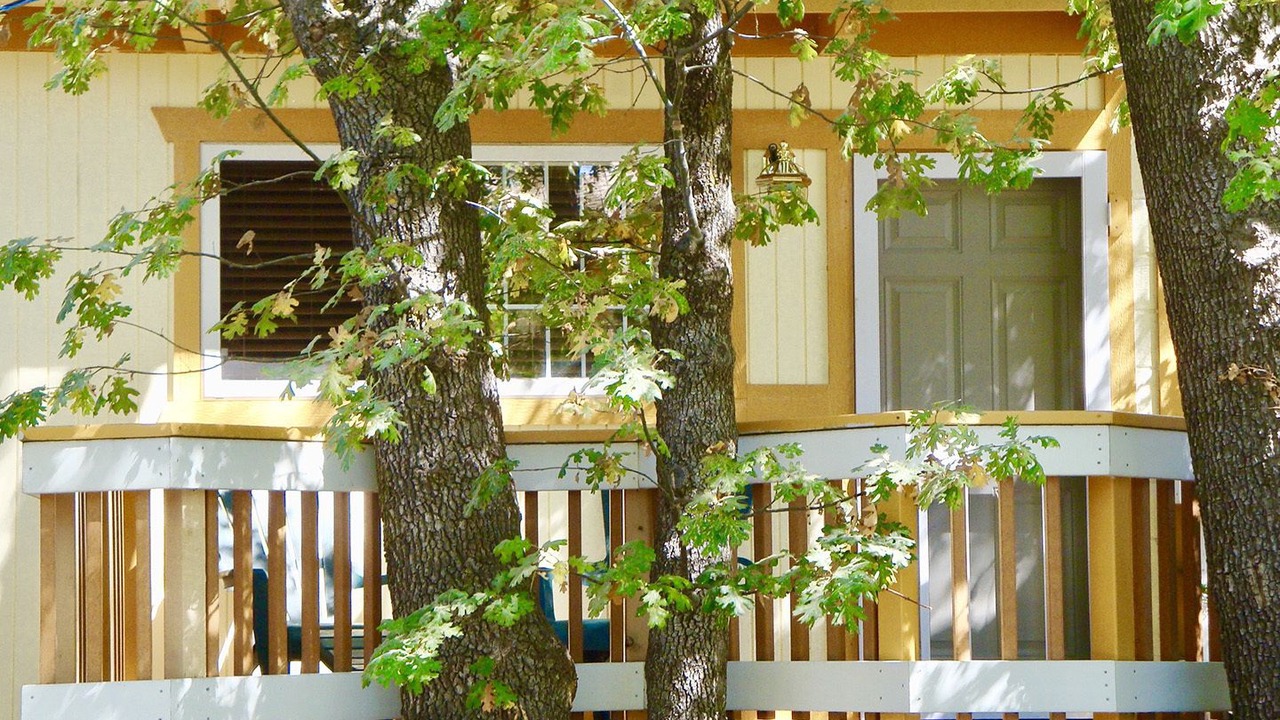 Photo of Patio Balcony in Running Springs