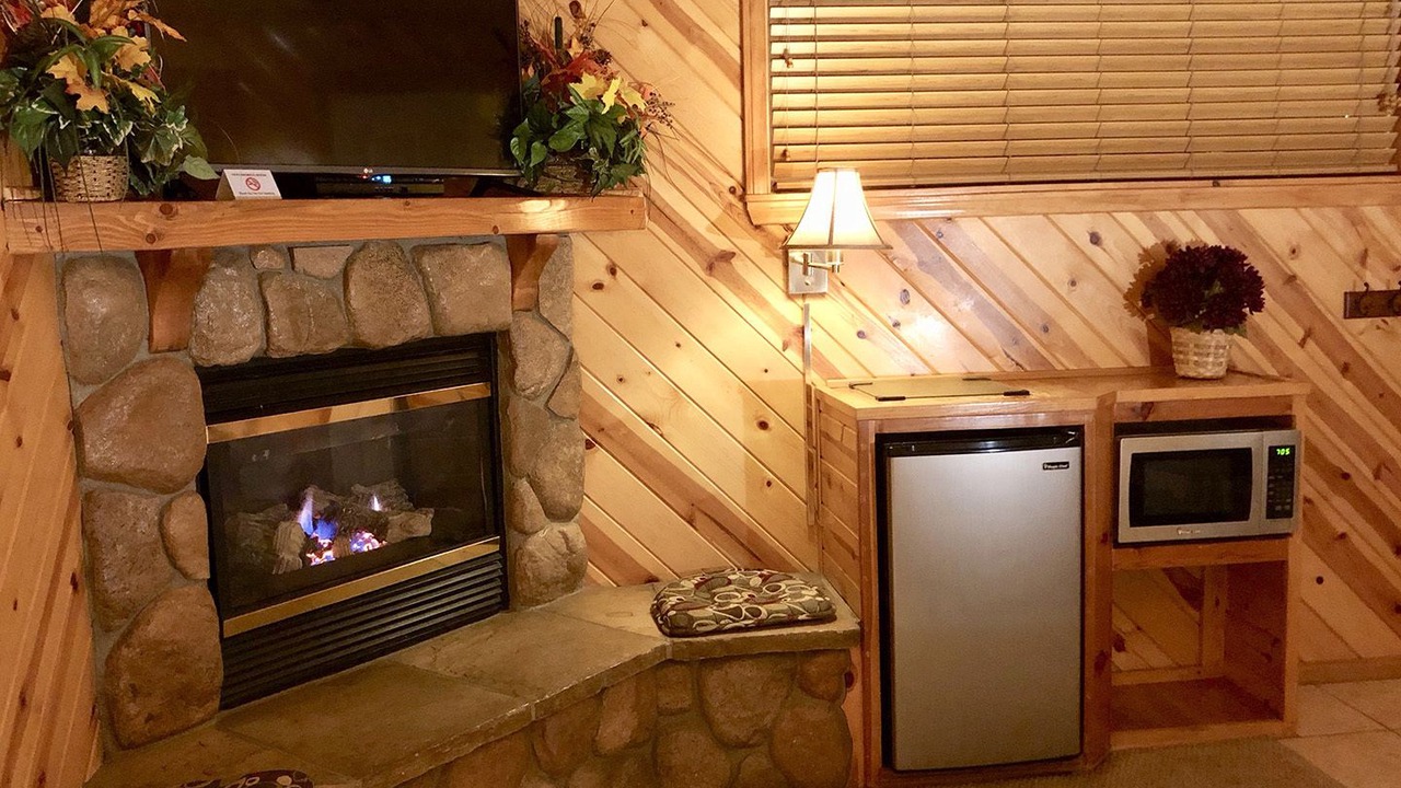 Photo of Bedroom in Running Springs