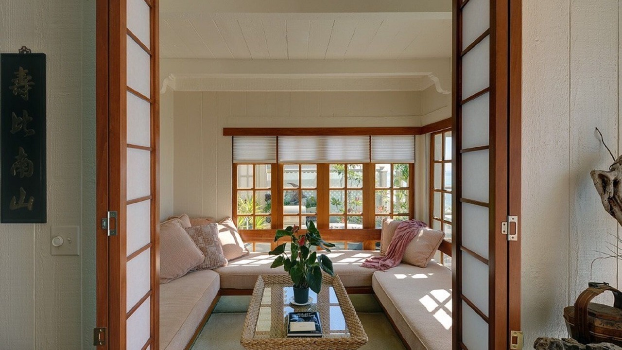 Photo of Livingroom in Eastern Malibu