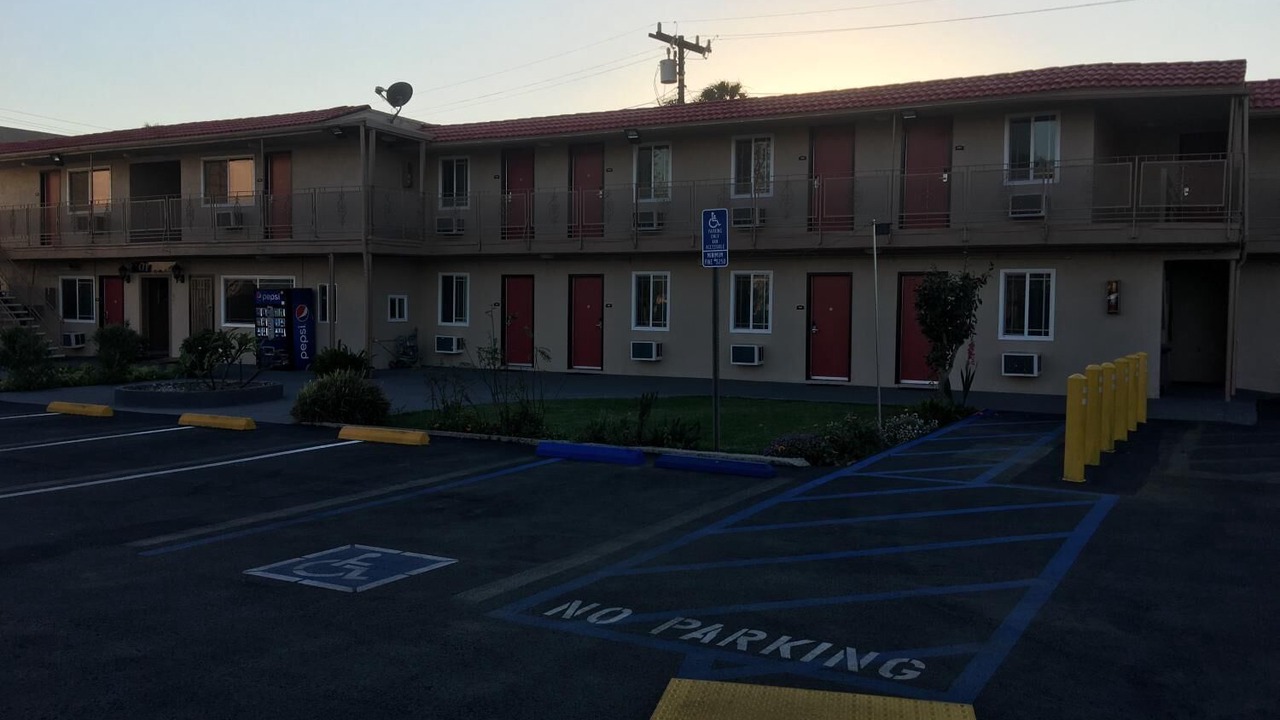 Photo of Outdoor in Lawndale