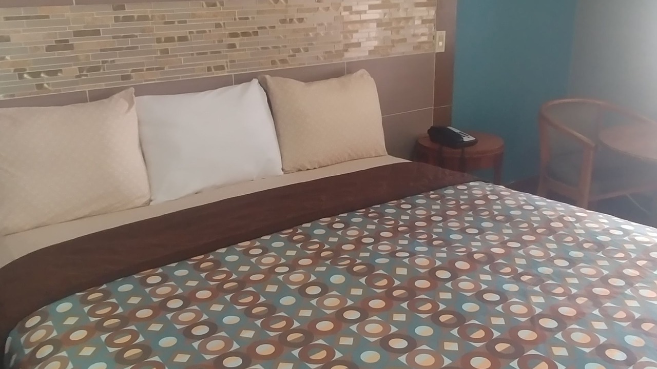 Photo of Bedroom in South Wrigley