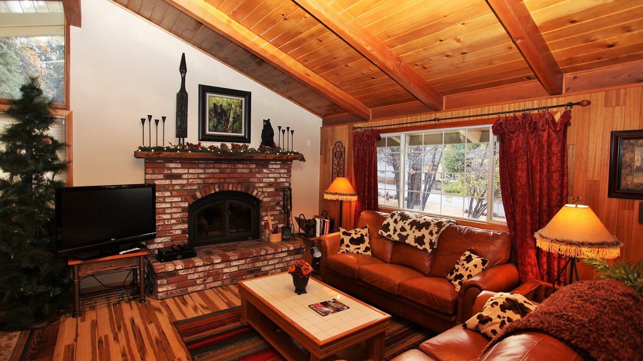 Photo of Livingroom in Upper Moonridge
