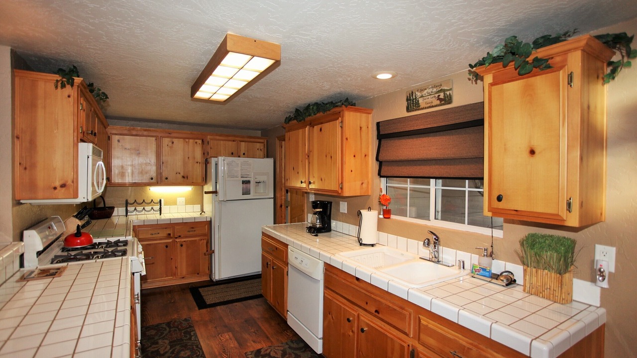 Photo of Kitchen in Upper Moonridge