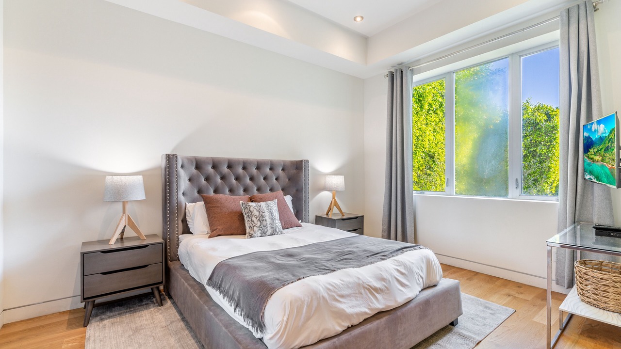 Photo of Bedroom in La Brea