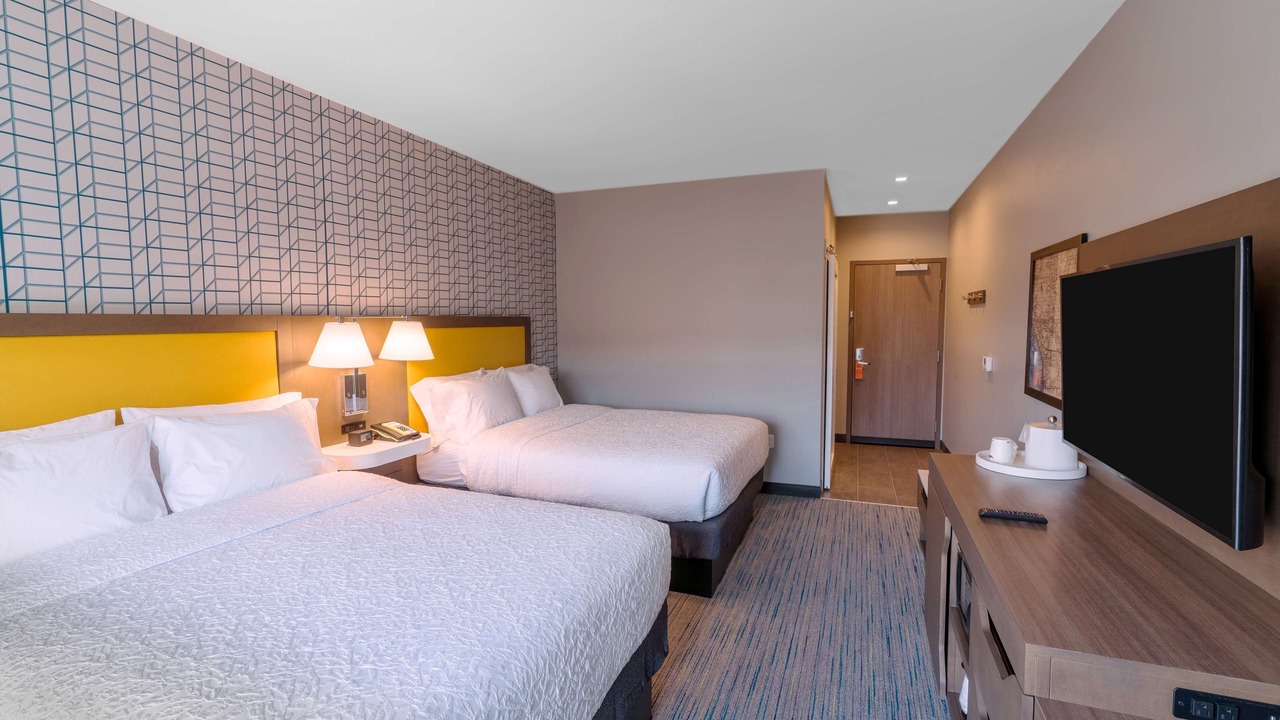 Photo of Bedroom in Downtown Riverside