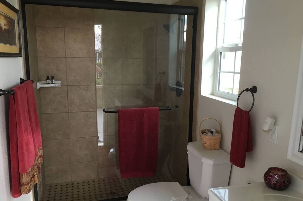 Photo of Bathroom in Lancaster